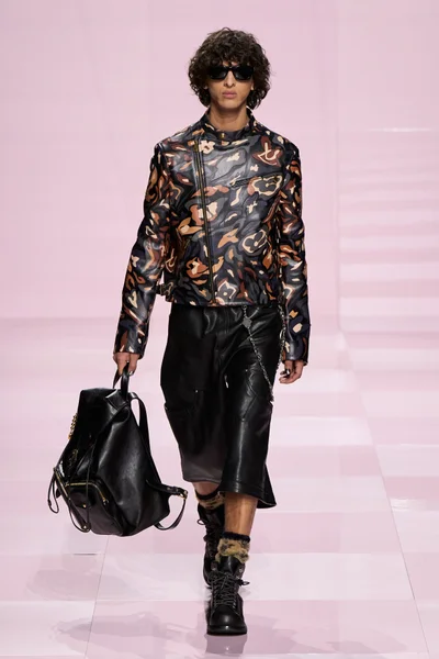 Look 53